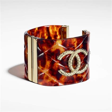 fake chanel bracelet|how to authenticate chanel jewelry.